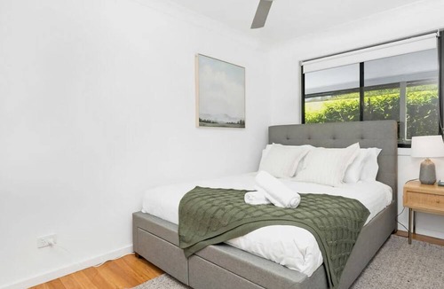 Lemon Tree Passage House | Sea Haven Furry Friends Welcome