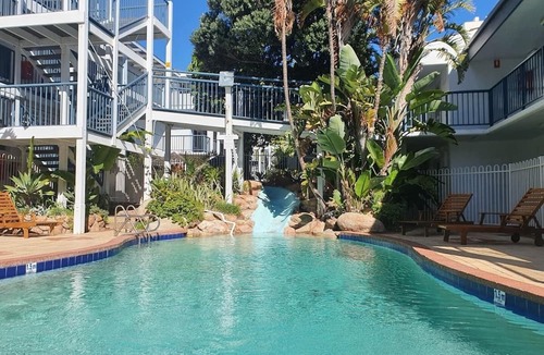 Scarborough Apartment | Coastal Salty Air 2Bedrm 2Bath w Ocean Views!