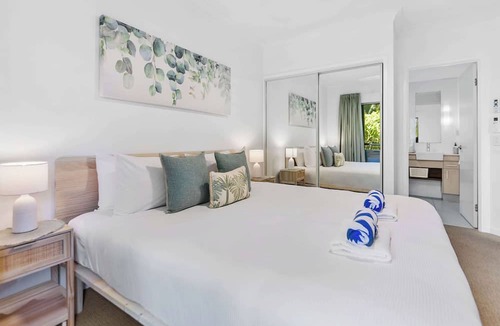 Westcourt Apartment | Luxury Apartment w/9 Pools, BBQ & Gym in Cairns