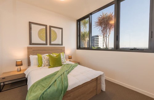 South Brisbane Apartment | One bed Apt at Southbank w/Rooftop Pool&Carpark