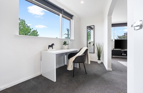 St Kilda Apartment | Charnwood 2BR: Homely Haven