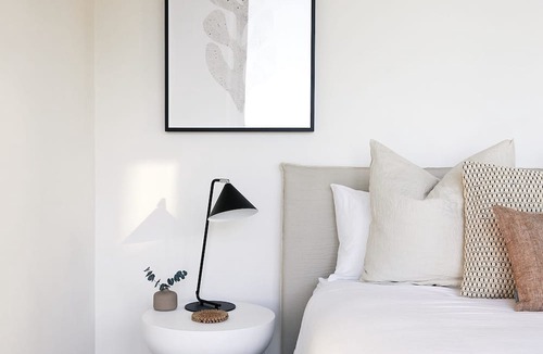 Newcastle Apartment | The Cove - one bedroom apartment overlooking Newcastle Beach