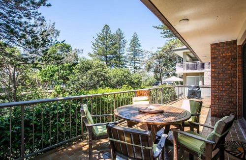 Dicky Beach Apartment | The Beach House Dickey Beach
