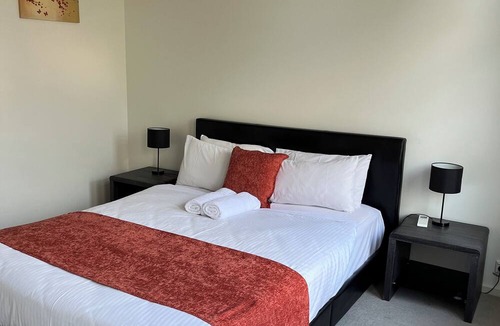 Athol Park Apartment | Tasha's Apartments on Kerry