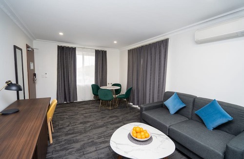 Bathurst Apartment | Littomore Suites Bathurst