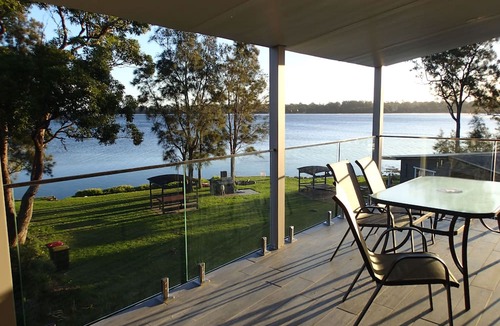 Erowal Bay Apartment | Dungowan Waterfront Apartments