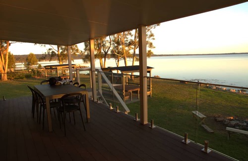 Erowal Bay Apartment | Dungowan Waterfront Apartments