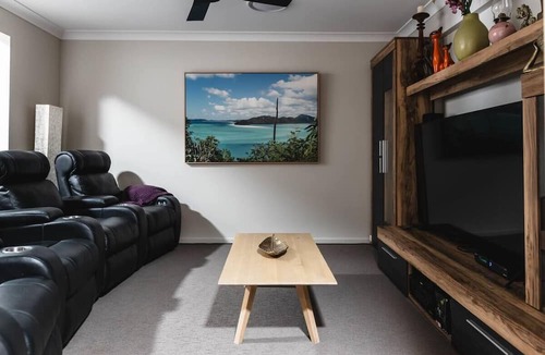 Beerwah House | Entertainer's paradise - child & pet friendly!