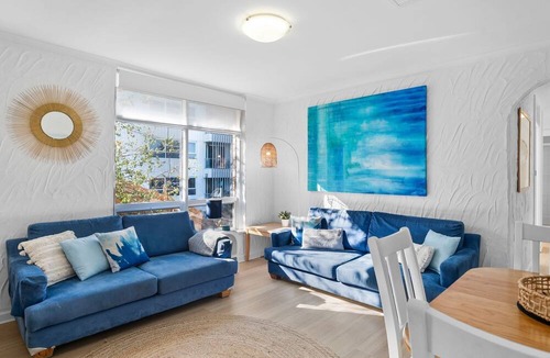 Glenelg North Apartment | Summer's Endless Coastal Escape