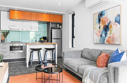 Saint Kilda South Apartment | Barkly Beachside Escape