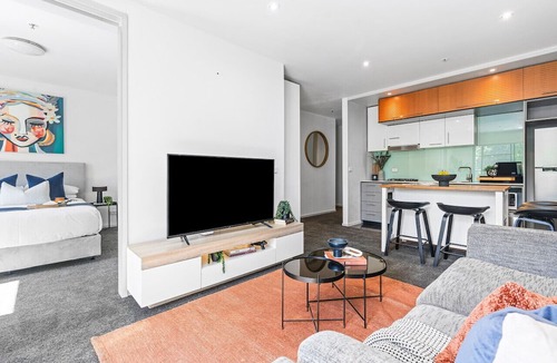 Saint Kilda South Apartment | Barkly Beachside Escape