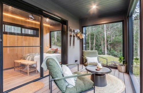 Tenterfield House | Mijo The Nook-Off grid Rural Retreat