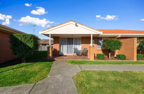 Sale Hotel | Comfort Inn & Suites King Avenue