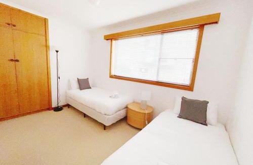 Lenah Valley Villa | Garden villa in Lenah Valley-8minutes to CBD