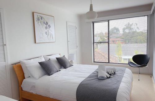 Lenah Valley Villa | Garden villa in Lenah Valley-8minutes to CBD