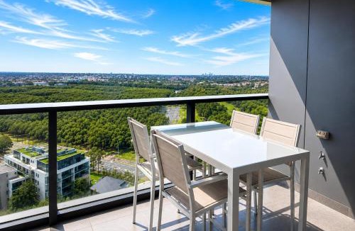 Sydney Olympic Park Apartment | Luxury 2BR Apartment, Free Parking, Walk to Qudos & Accor