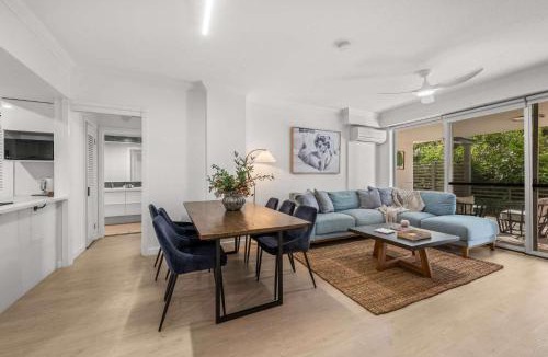 Bowen Hills Apartment | The Mews Bowen Hills - Spacious 3-Bedroom Apartment with Pool & Parking