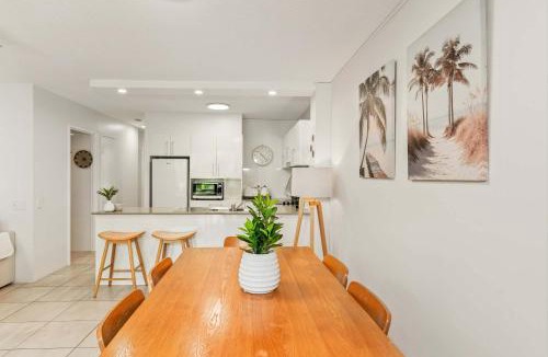 Noosaville Apartment | Noosa River Resort Haven - Pool Spa & Tennis