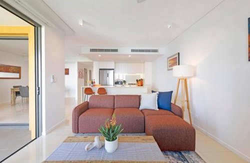 Darwin City Centre Apartment | Lagoon Edge - Waterfront Living with Pool near CBD