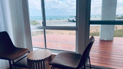 Jindalee House | The Absolute Beach House -Luxury Oceanfront Escape
