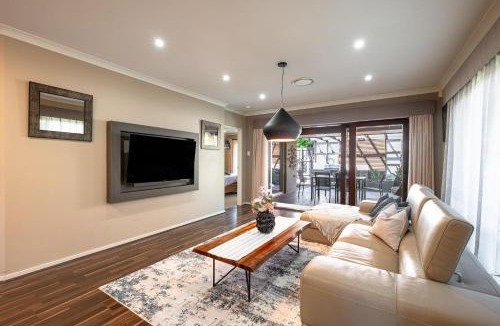 North Lakes House | Ex-Display Comfort North Lakes Short Stay Haven
