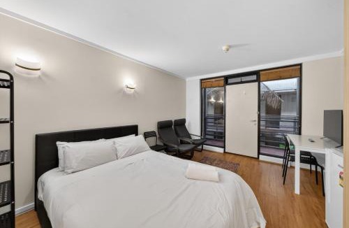 Elizabeth Bay Apartment | Elizabeth Bay Studio Near CBD & Kings Cross Sydney BEST LOCATION