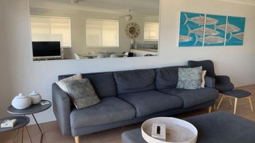 Caloundra Apartment | Unit 5 Sanctuary Shores, Kings Beach - Free Wifi
