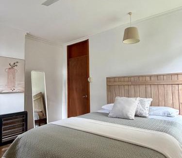 Boya House | Edge of the Hills Retreat
