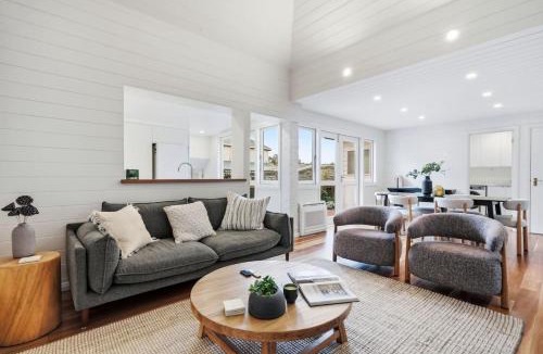 South Hobart House | South Hobart Designer Retreat
