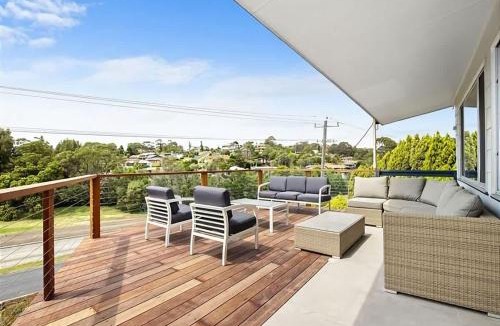 Malua Bay House | George Bass Drive 569 On The Beach Living