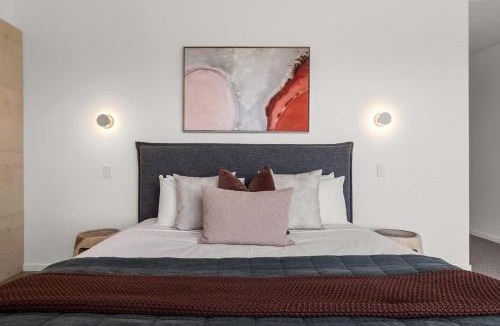 Yallingup House | Windsong - Sleek Bushland Haven near Yallingup Beach
