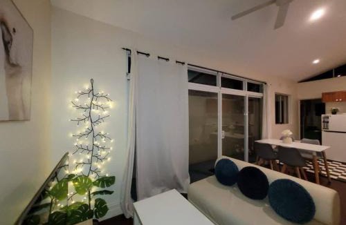 Redfern House | A-2BR in Redfern Close to Sydney CBD & Airport