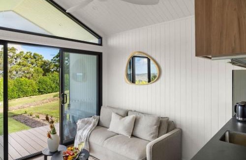 Ninderry House | New Luxe Villa - Coastal Views - 30 min to Noosa