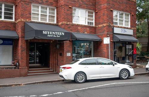 Elizabeth Bay Apartment | 5 Mins Walk to Train - 1 Stop to City - 1 Bedroom