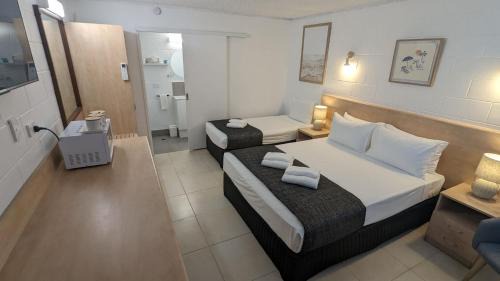 Moffat Beach Hotel | Moffat Beach Motel Caloundra