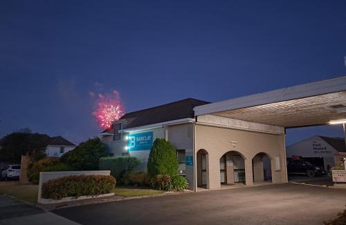Devonport Hotel | Barclay Motor Inn