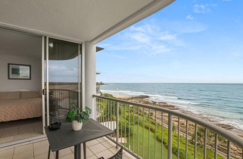 Caloundra Apartment | Monterey Lodge Unit 16 27 Warne Terrace Kings Beach