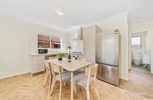 Bateman House | Modern Family Home Near Fiona Stanley & Murdoch Uni