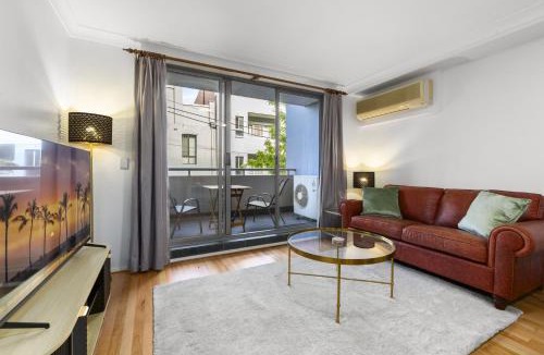 Redfern Apartment | Live the Redfern Lifestyle in This 1-Bedroom Home