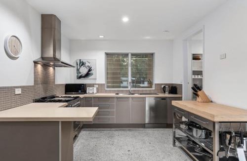 Currumbin House | The Hideaway Currumbin