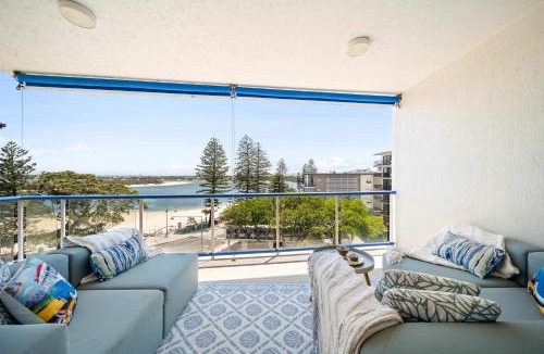 Caloundra Apartment | The Boardwalk - Oceanview Unit on Bulcock Beach