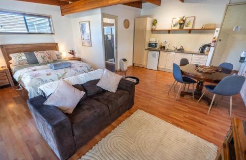 Boyland House | Clandulla Cottages & Farmstay
