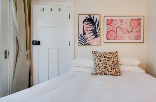 Redfern House | The Chelsea Cottage Alfresco Living East Redfern