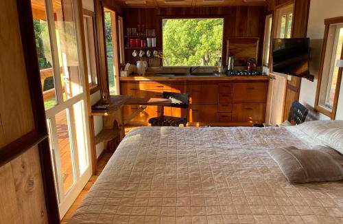 Upper Burringbar House | Eagles Rest, a retreat for two AWD,4WD access
