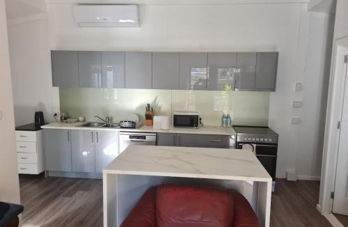 Fishing Point Villa | Fully Self Contained Guesthouse Retreat