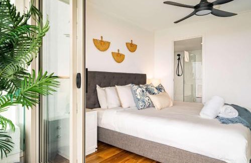 Alexandra Headland Apartment | Shara Seaside Oasis - Poolside Living by Alex Beach