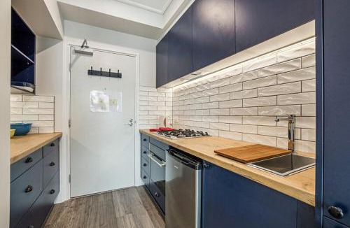 Carlton Apartment | Studio Apartment near CBD, RMIT & Uni of Melbourne