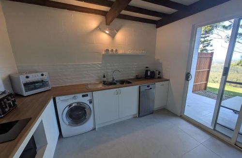 Balmoral Ridge Ski Chalet | Maleny-Montville Cottages #4 - 2 bed with ocean view