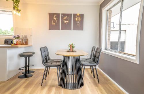 Sorell House | Hobart Family Retreat with Spa and Backyard Near Airport