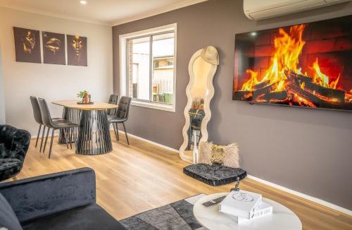 Sorell House | Hobart Family Retreat with Spa and Backyard Near Airport